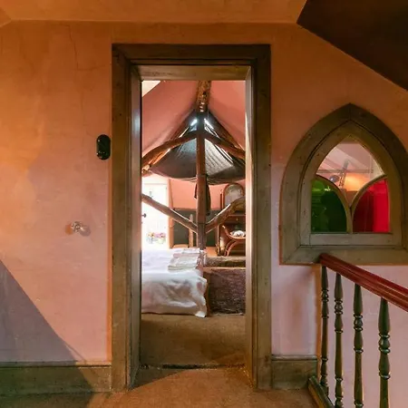 Rum i privatbostad House Of Diu *